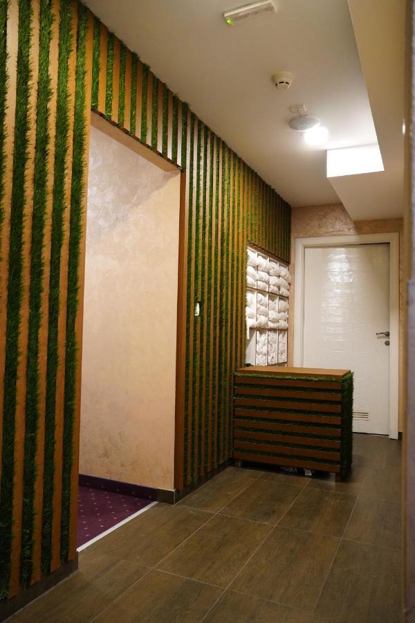 Hotel & Meydan Mostar