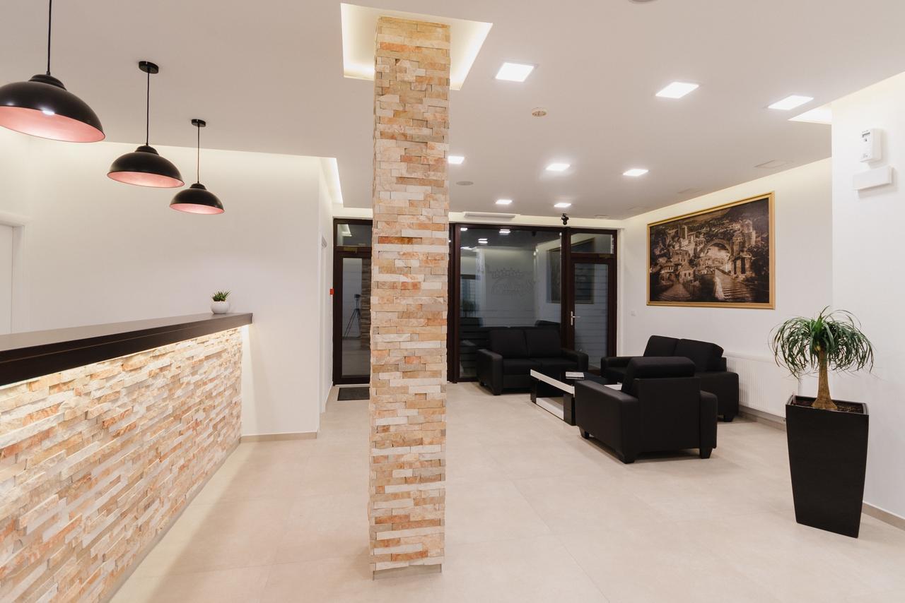 Hotel & Meydan Mostar