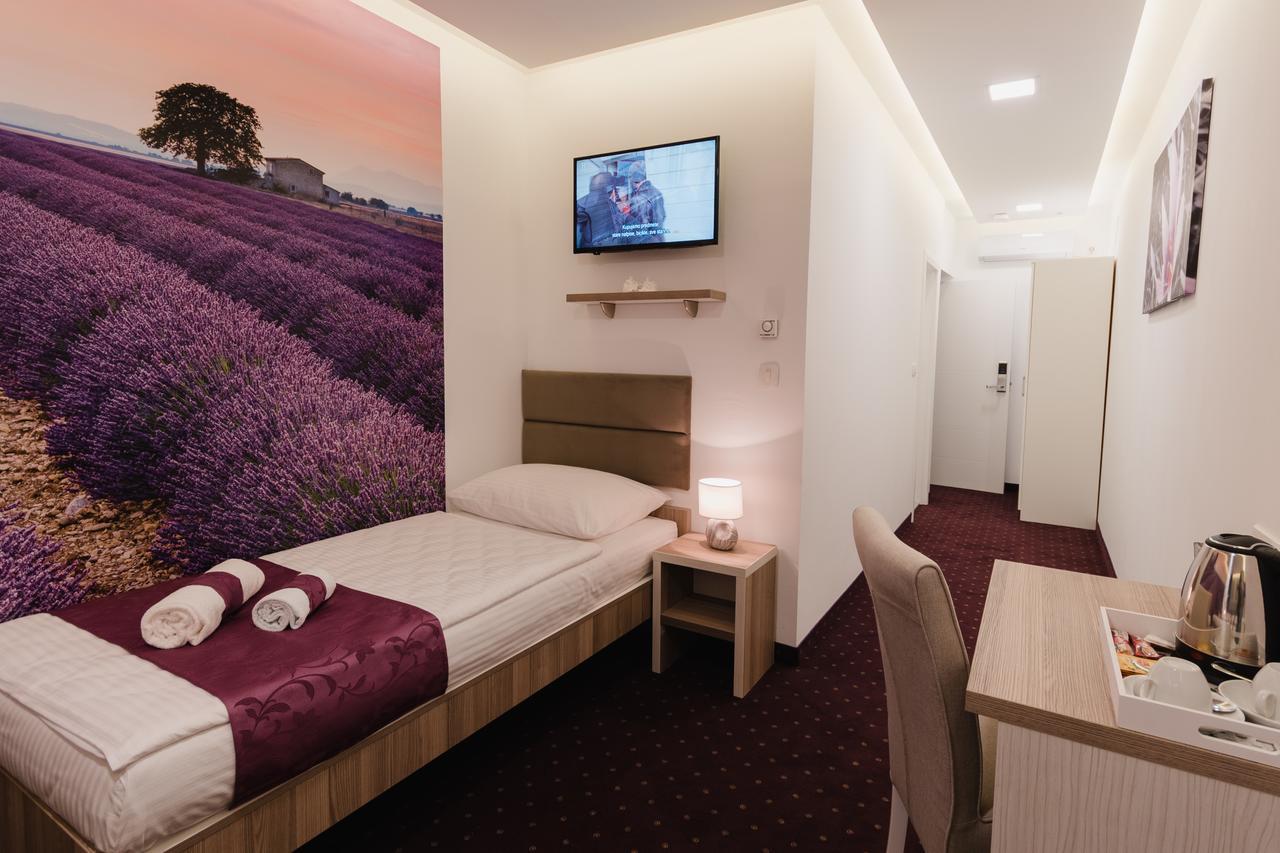 & Meydan Hotel