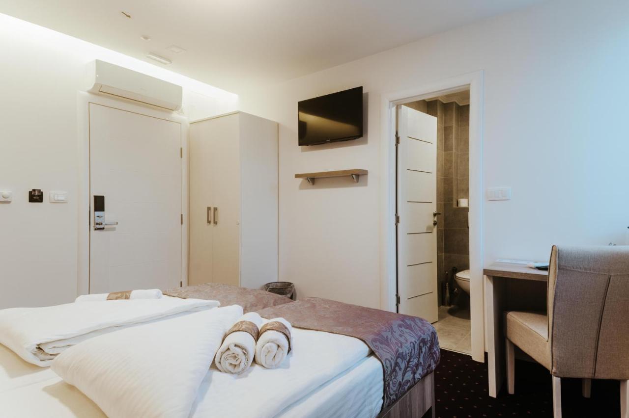 Hotel & Meydan